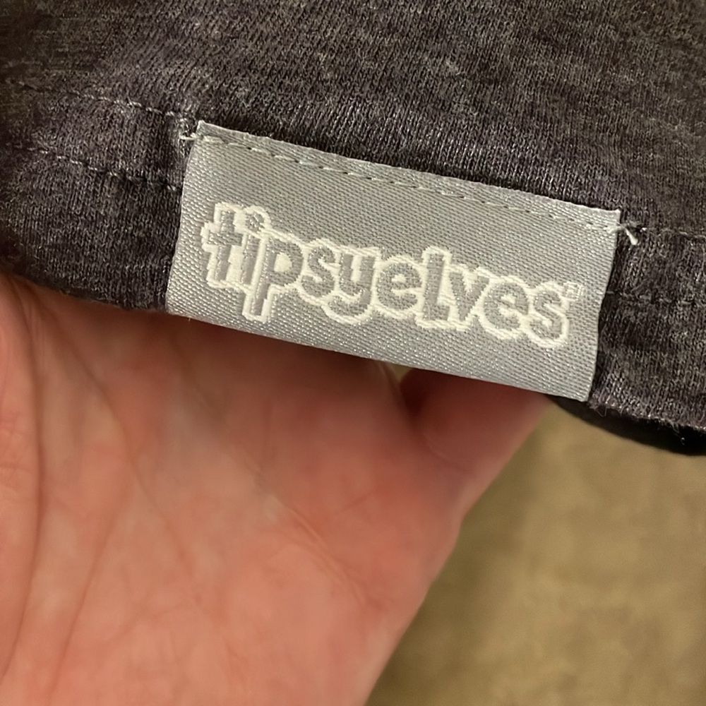 Tipsy elves t-shirt - Picture 4 of 4